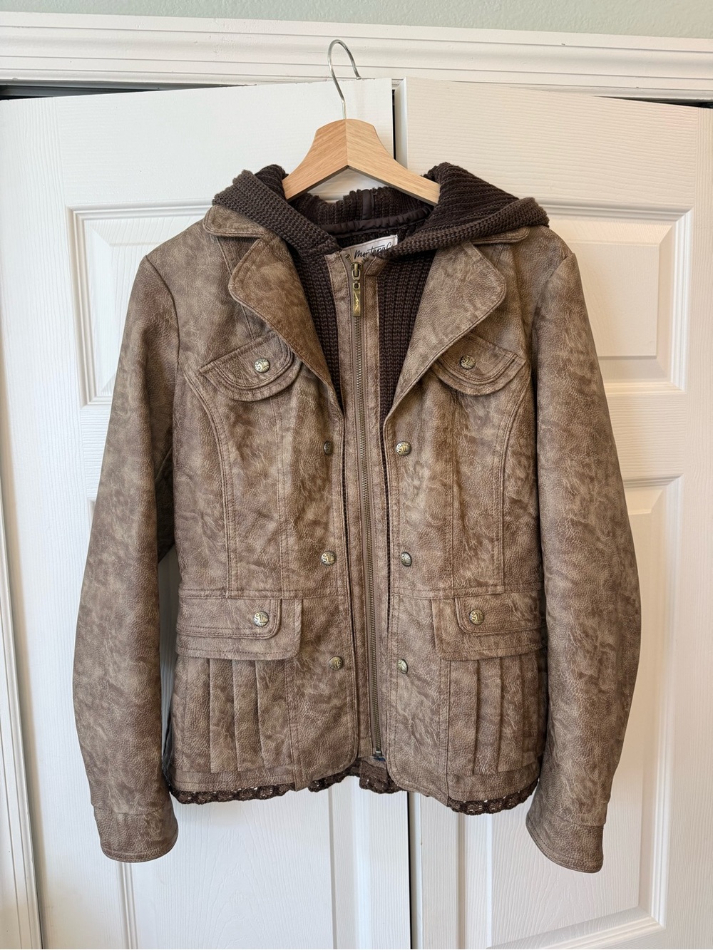 Montana Co Women's Faux Leather Wash Brown Jacket size small - Picture 6 of 10